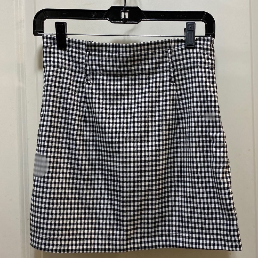 NWT LF mini skirt